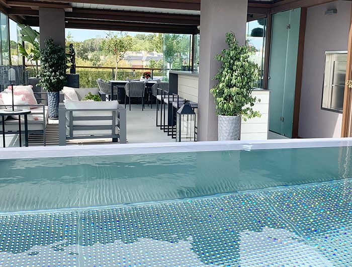 PISCINA ELEVADA